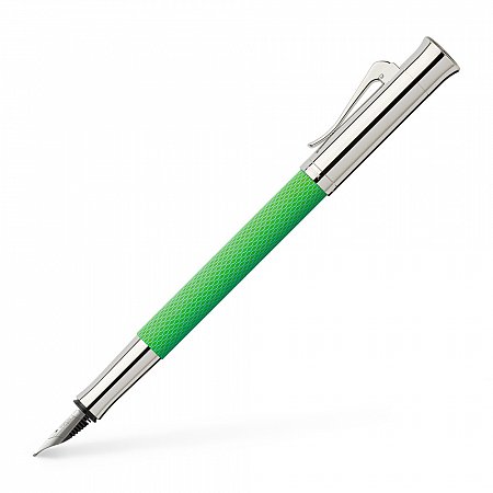 Graf von Faber-Castell Guilloche Viper Green - Fountain [EF]